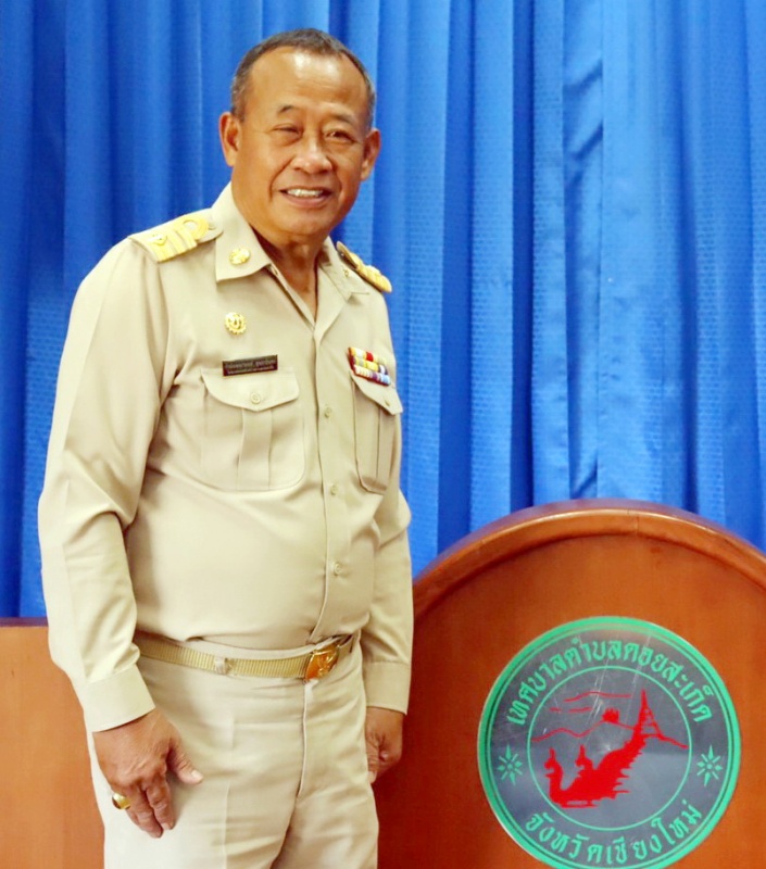 นายกเทศมนตรีตำบลดอยสะเก็ด เบอร์โทรติดต่อ 093-180-3222